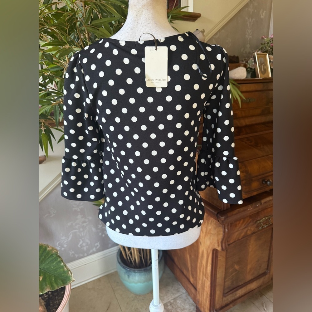 Green Envelope , Los Angeles, ladies crewneck black/ white polkadot shirt Small - Picture 6 of 8